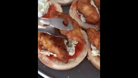 Chicken Burger 🍔#ytshorts #shorts #Food #Streetfood #UpFoodReview