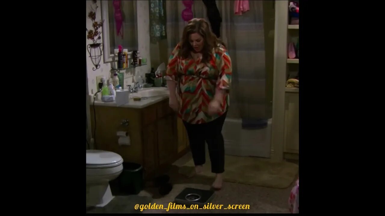 Funny Moment | Melissa McCarthy | Mike & Molly