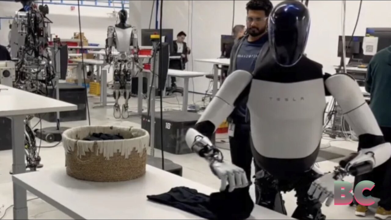 Tesla reveals humanoid robot technology through new patents