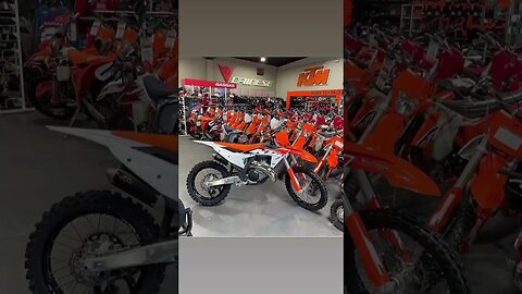 KTM’s everywhere #motorbikes