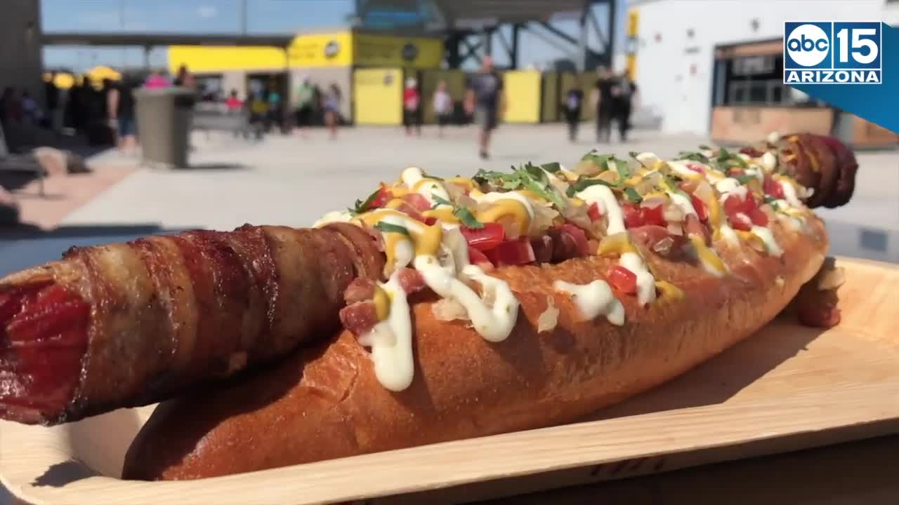 BIGGEST HOT DOG IN NASCAR! Phoenix Raceway sells 18-inch Sonoran dog - ABC15 Digital
