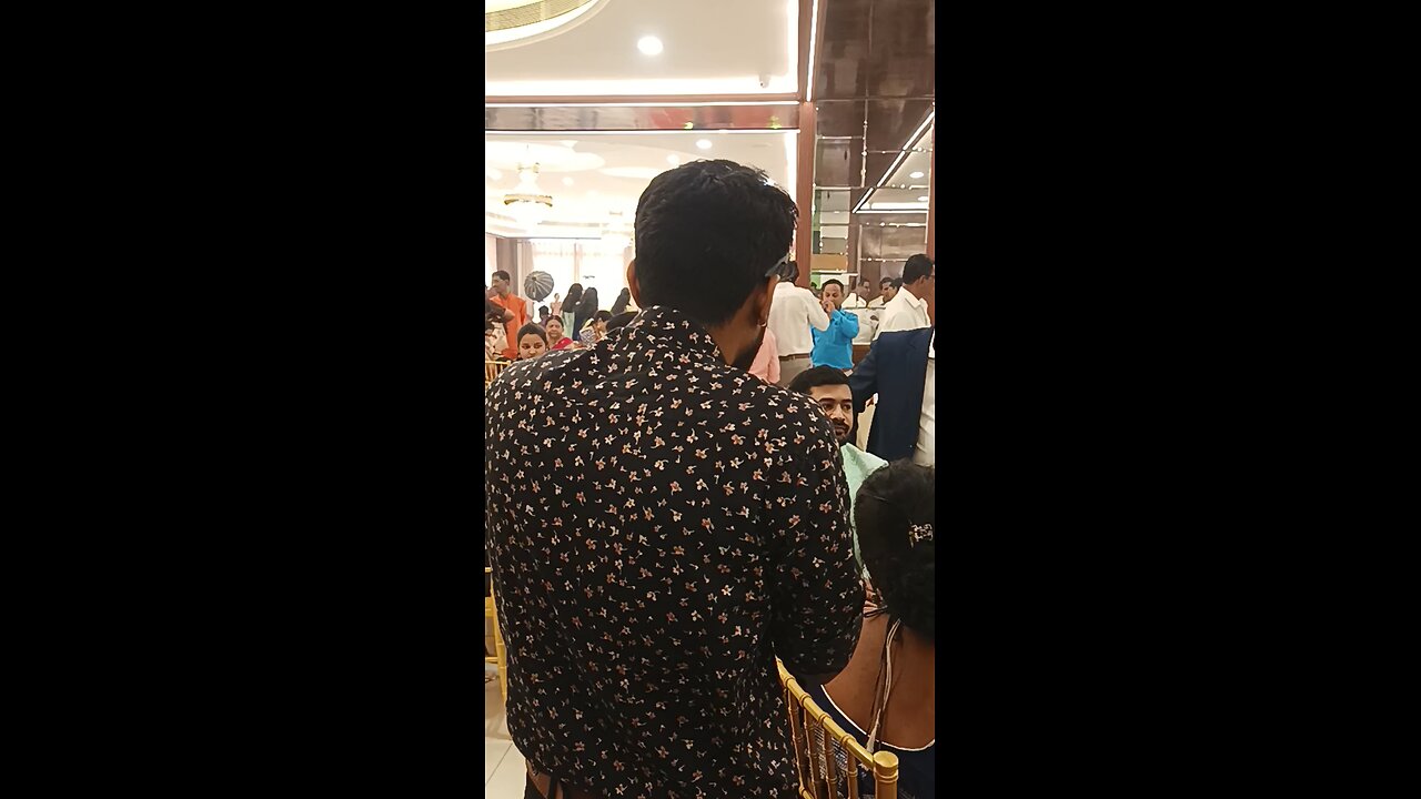 moye moye in married Hall🤣🤣