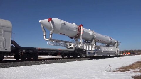 Installation of Angara A1.2 on the launchpad