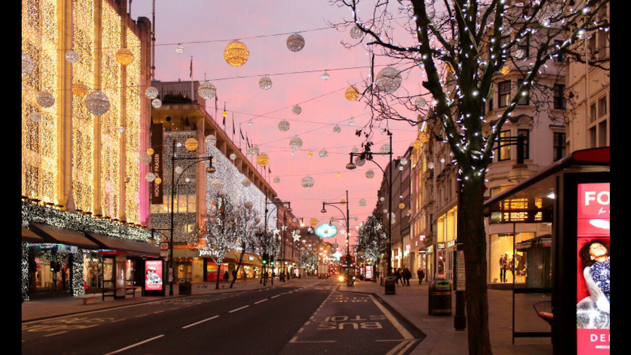 The annual beauty on Oxford street