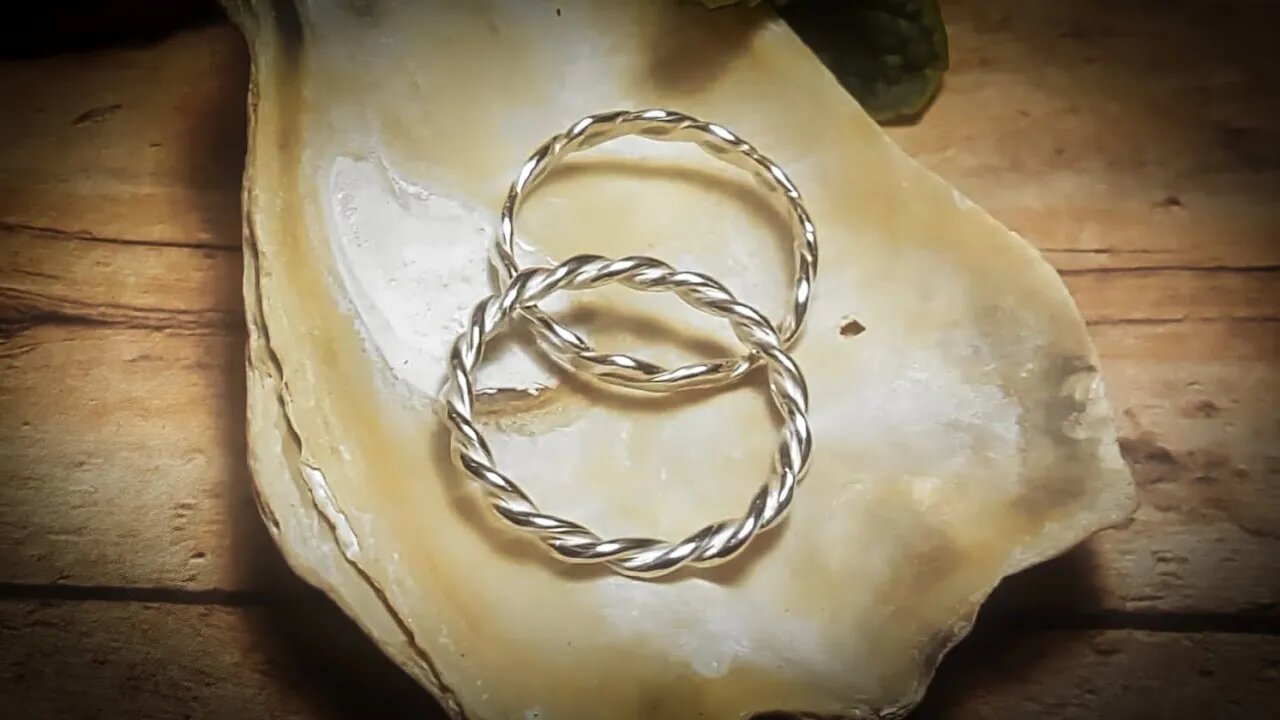 How To Make Twisted Silver Rings Using Only Basic Tools #shorts