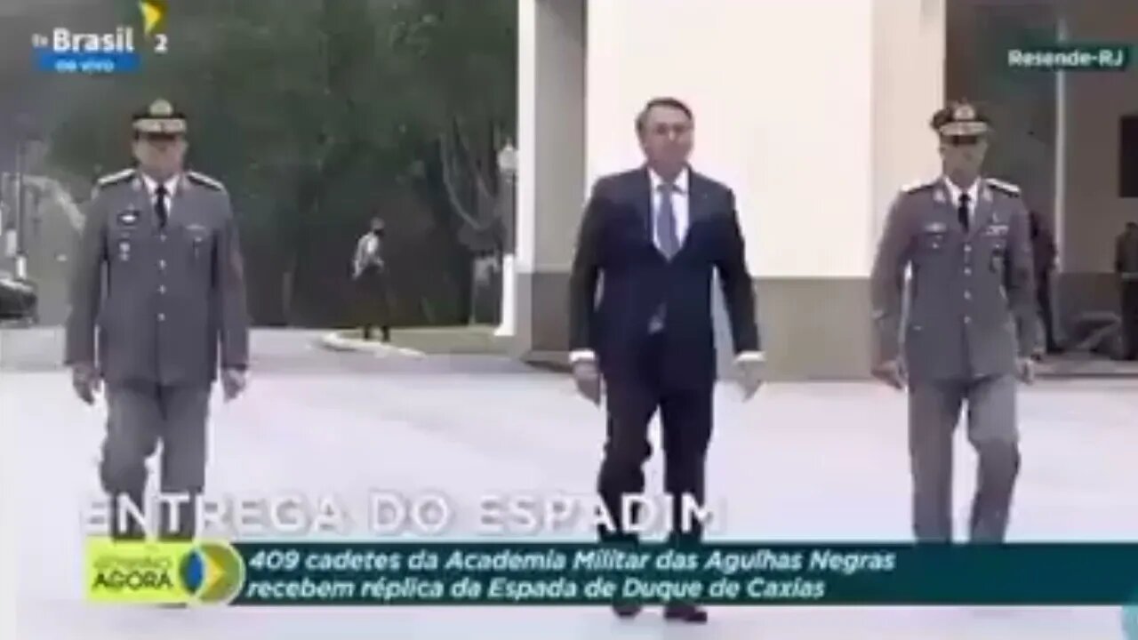 O Chef3 Suprem0 das Forç4s Armad4s Bolsonaro Chegando Firm3