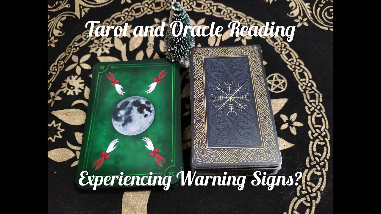 Tarot and Oracle Card Reading: Experiencing Warning Signs?