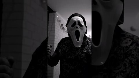 KRZYK @SANDERA ZIOMAL