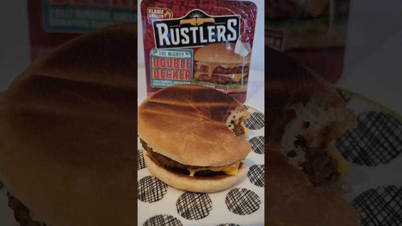 #rustlers #hangover #hangovercure #sunday #themightydoubledecker #burger #boom #LOL