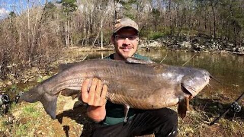 Bank Fishing Success: How I Land Big Catfish. Catch and Cook (FAIL)