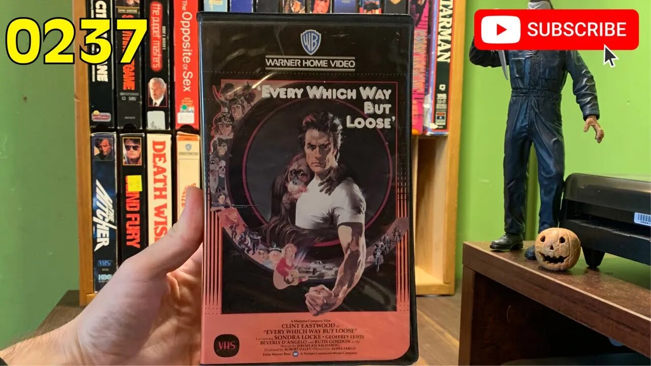 [0237] EVERY WHICH WAY BUT LOOSE (1978) VHS INSPECT [#everywhichwaybutlooseVHS]