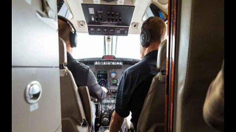 Top Airline Pilot Suffers Cardiac Arrest Between Flights Post Mandatory COVID Vaccination