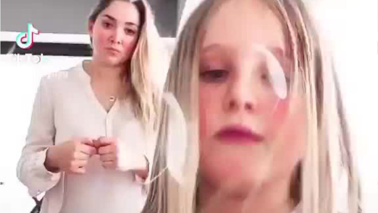 La hija de Geraldine Bazán le dio clases de TikTok a Sherlyn