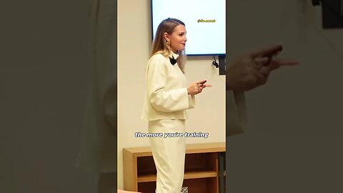 How to train for happiness #shorts #happiness #coachlio #mindtraining #happylife
