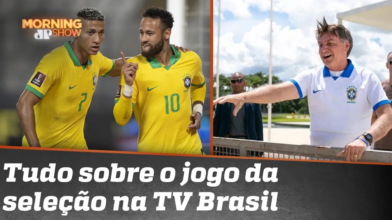 Em jogo da seleção na TV Brasil, narrador manda abraço para Bolsonaro. Gol contra?