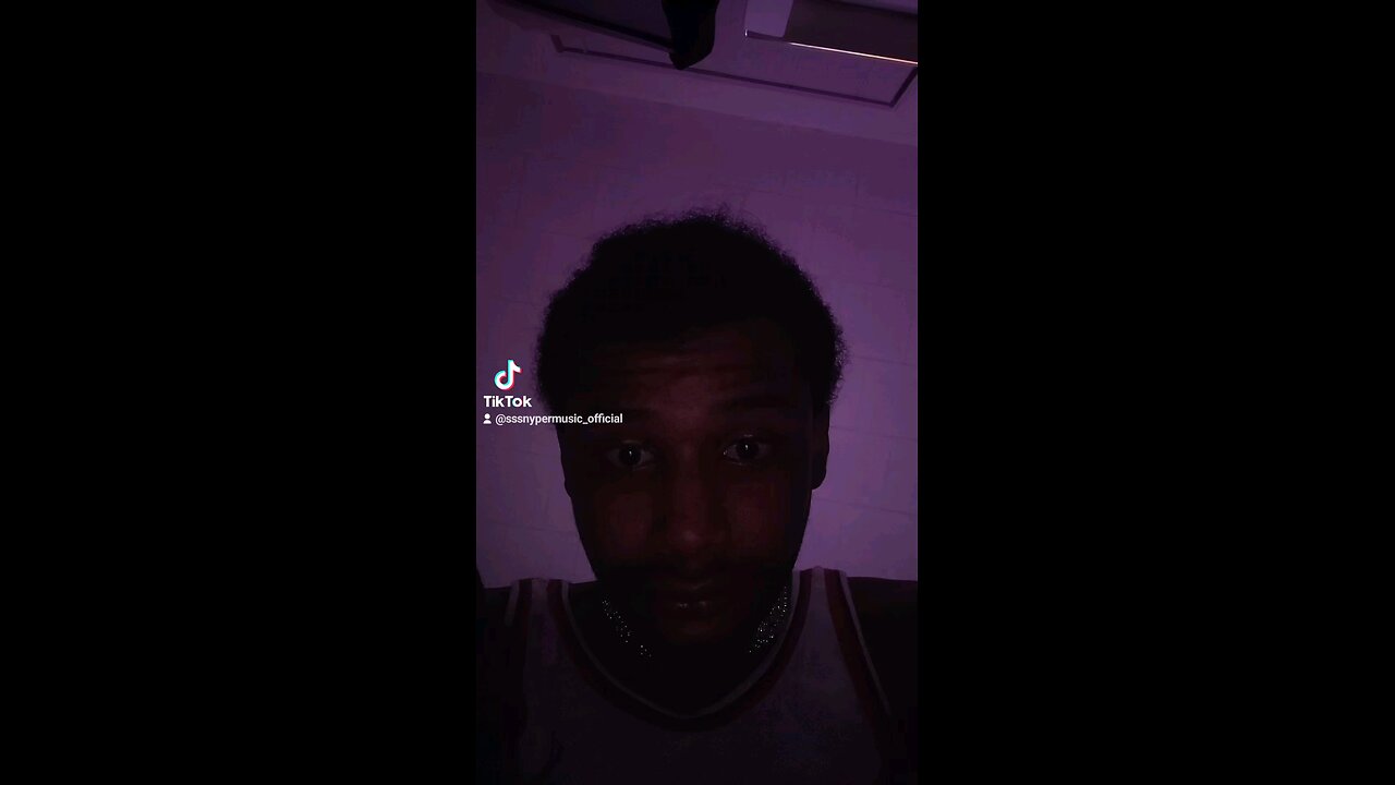 Please come anyone who sees this, go to my tiktok