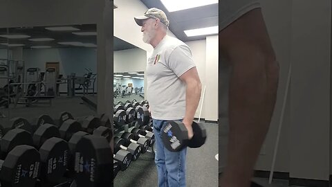 45lbs dumbbells Curls 💪, Crazy 🤪 old man