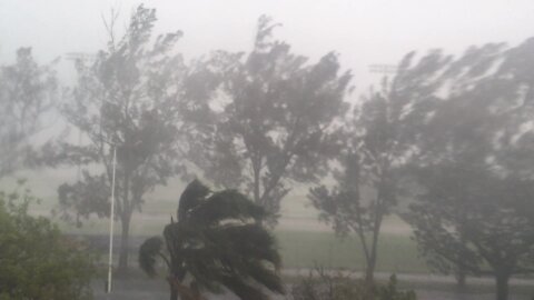 #DurbanStorm: Residents asked to stay inside (k8x)
