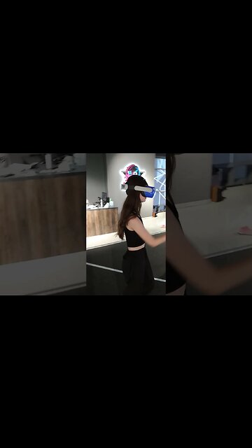 tiktok:unreal.md 🎮👾🕹️ #vr #vrclub #virtualreality #unrealvr #moldova #chisinau #vrarena 🖤 @unrealmd