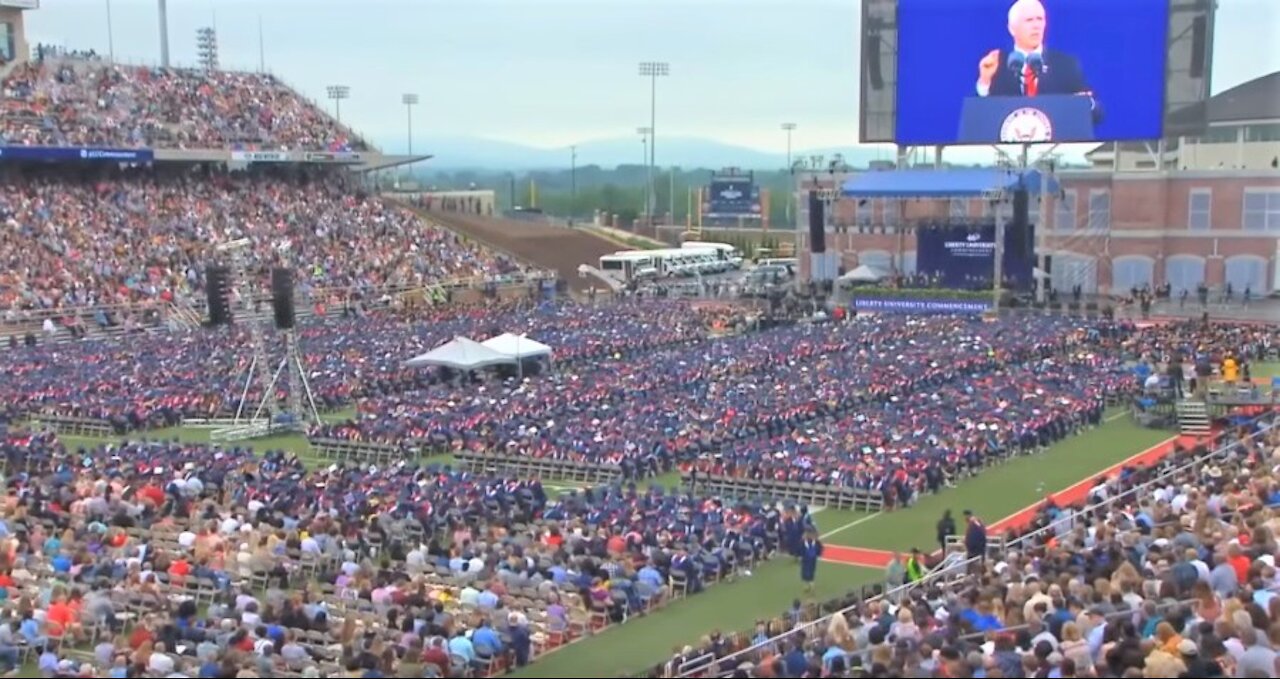 Mike Pence warns Christian students they’ll be attacked by the media and ‘secular left’