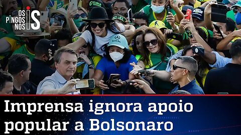 Ato reúne multidão em Brasília, mas imprensa se faz de cega