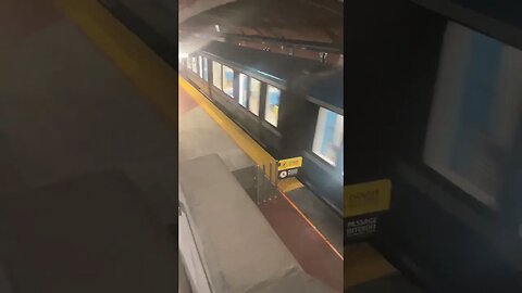 Never ending-like metro train