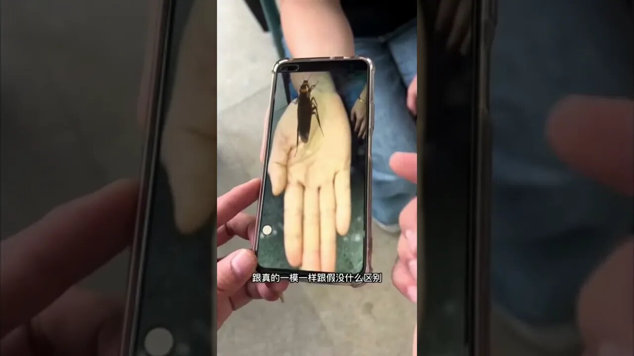 Prank Leaves Chinese Girl Scared To Death