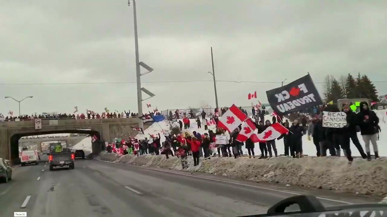 Tribute to the Canadian Freedom Convoy - 🎵 Brent Foster - Rollin' On 🎵