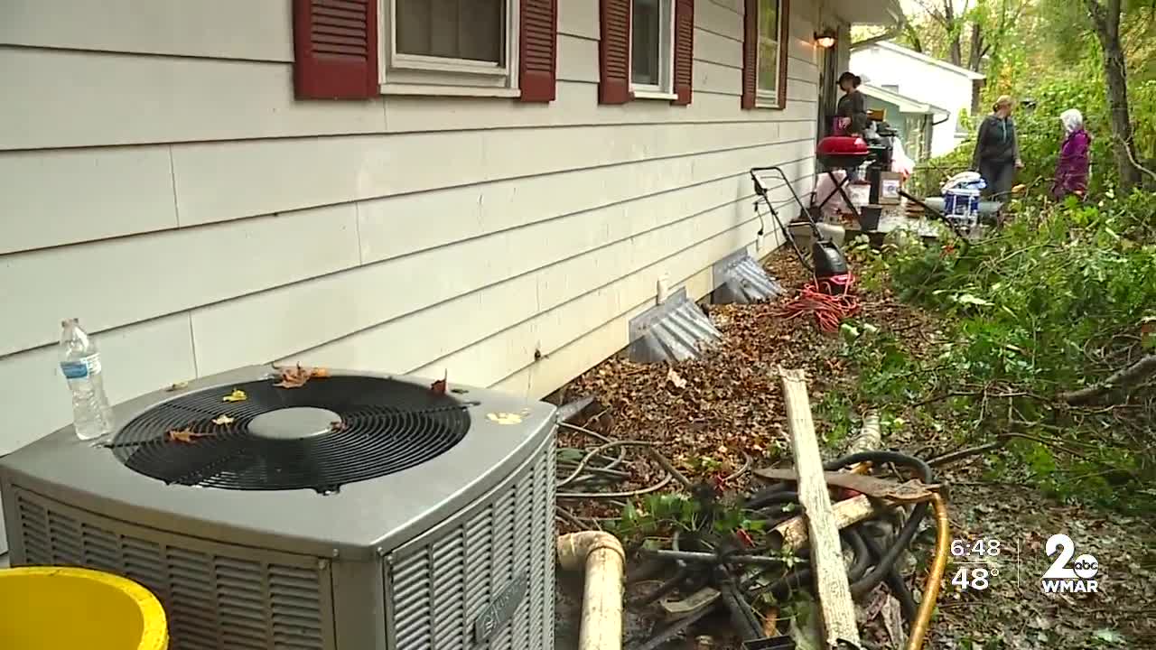 Violet's Mobile Makeover, volunteers come together to make a little girl's home more accessible