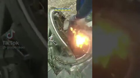 Ukraine War - Setting an abandoned tank on fire