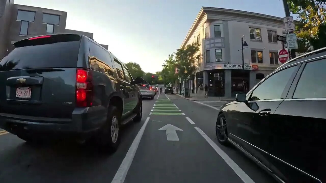 Brookline Massachusetts #bikeride #bikelife Village - Harvard St Brookline Ave Lanes and Paths