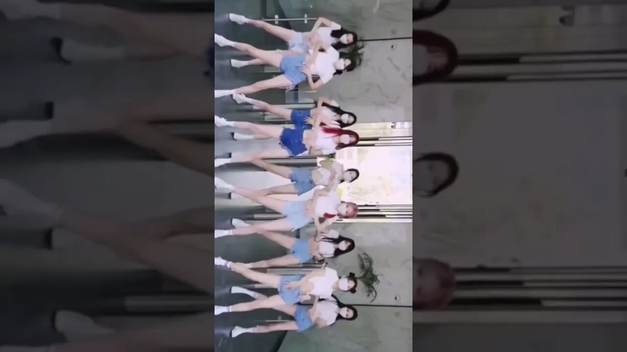 Sexy Chinese Girls Dance And Show Their Pencil Face Sketches