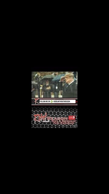 Trump visits the grave of the unknown soldier for Memorial Day