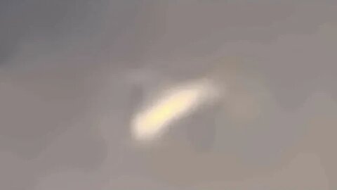 Fast UFO Comes in and out