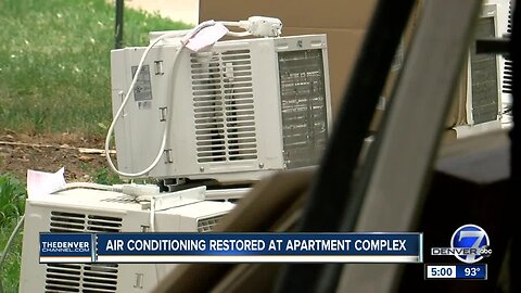 Apartment complex installs 100 window AC units after central AC fails