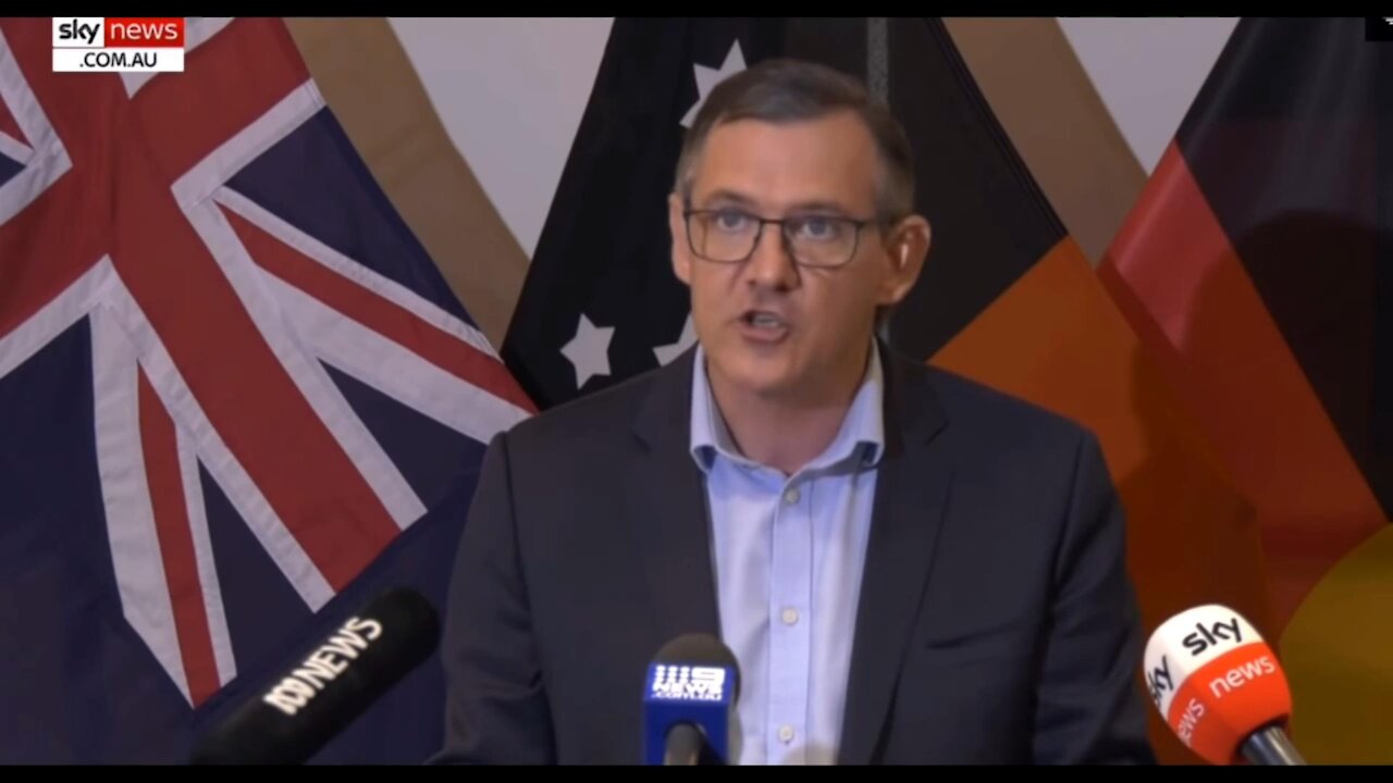 MICHAEL GUNNER (AUS) DENIES GENOCIDE (HIS LIPS MOVE!!!)