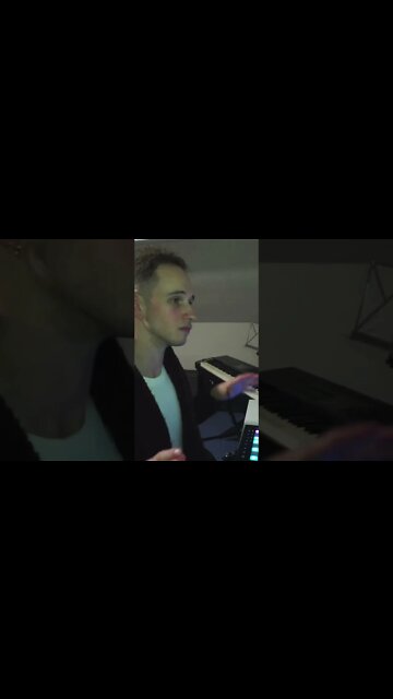 Late spooky loop - bad lighting - me being dumb // #funky #funk #groove #looping