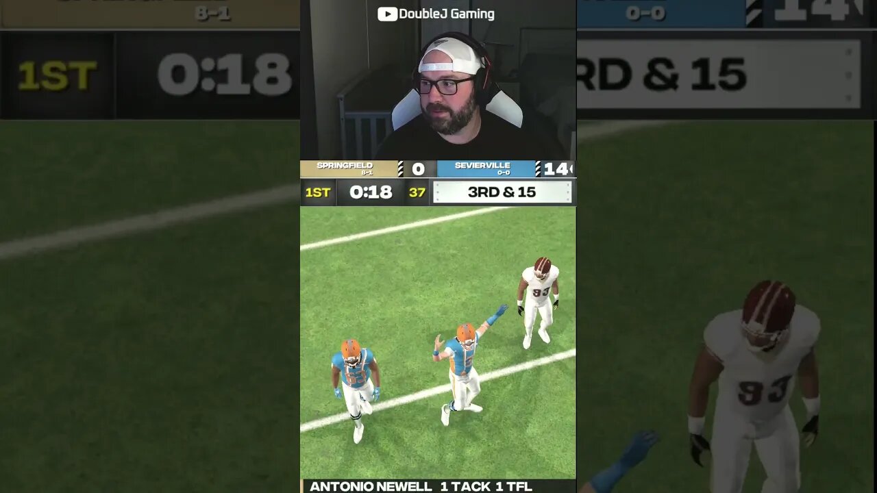 Getting my confidence as QB in NCAA FOOTBALL 14!!