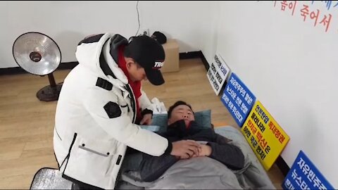 ★뉴스타운 손상윤 회장 단식투쟁 현장 (1/4) 문재인 쫒아내지 않으면 온국민 개돼지다 [태평TV] 180206 화 [김일선의 태극기 대반격]