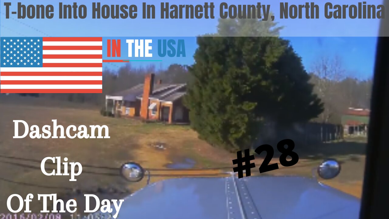 Dashcam Clip Of The Day #28 - World Dashcam - Semi T-boned Into House