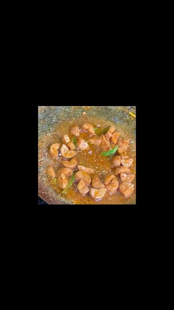 Have You eaten This Type Of Karahi Before! #ytshorts #shorts #Food #Streetfood #UpFoodReview #Karahi