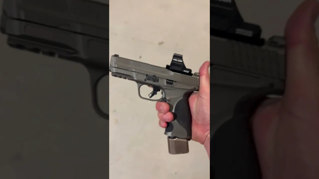 Holosun 507 COMP on the Smith and Wesson Metal