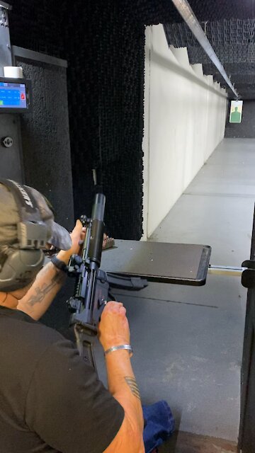 HK94/MP5SD Conversation (Full Auto)