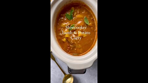 Viral Slow Cooker Lamb and Potato Curry Recipe