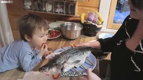 10 $ Chop chilli fish and challenge chilli preserved eggs