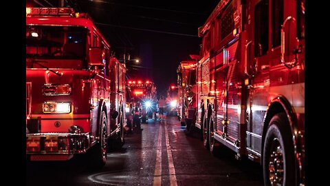 Une haie d'honneur pour les employés de l'hôpital de Valleyfield