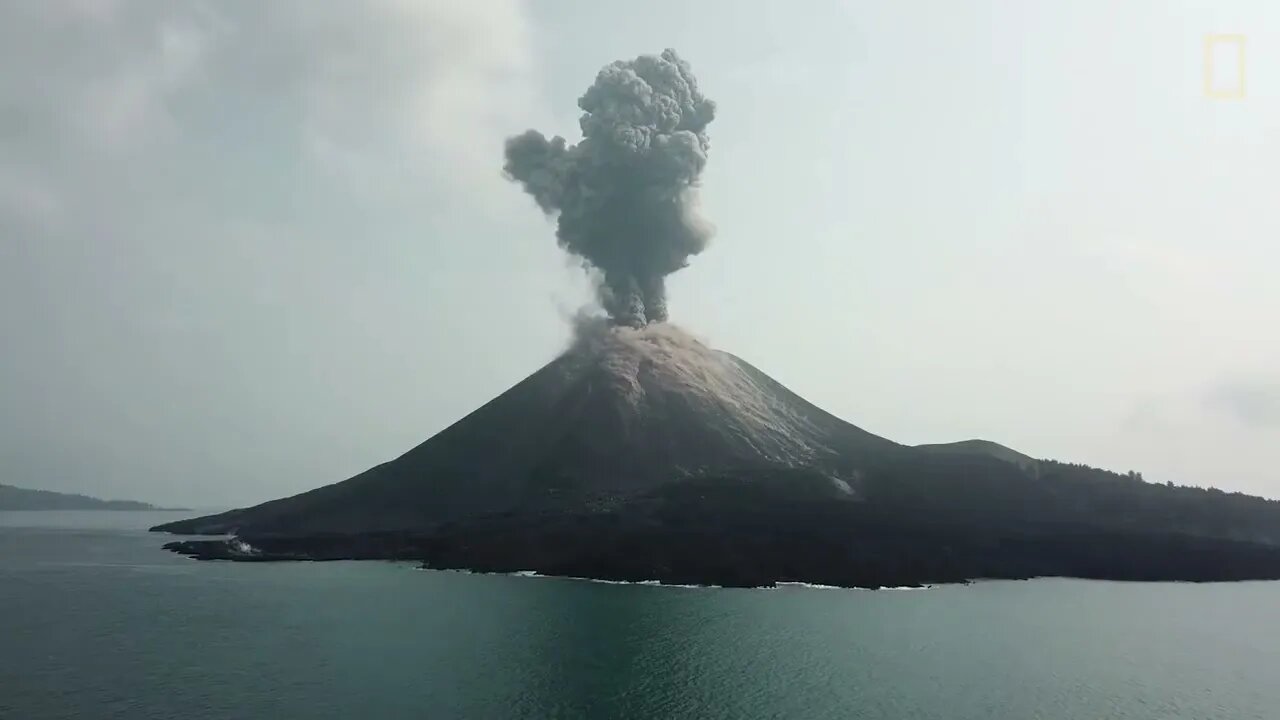 Volcanoes 101 | National Geographic