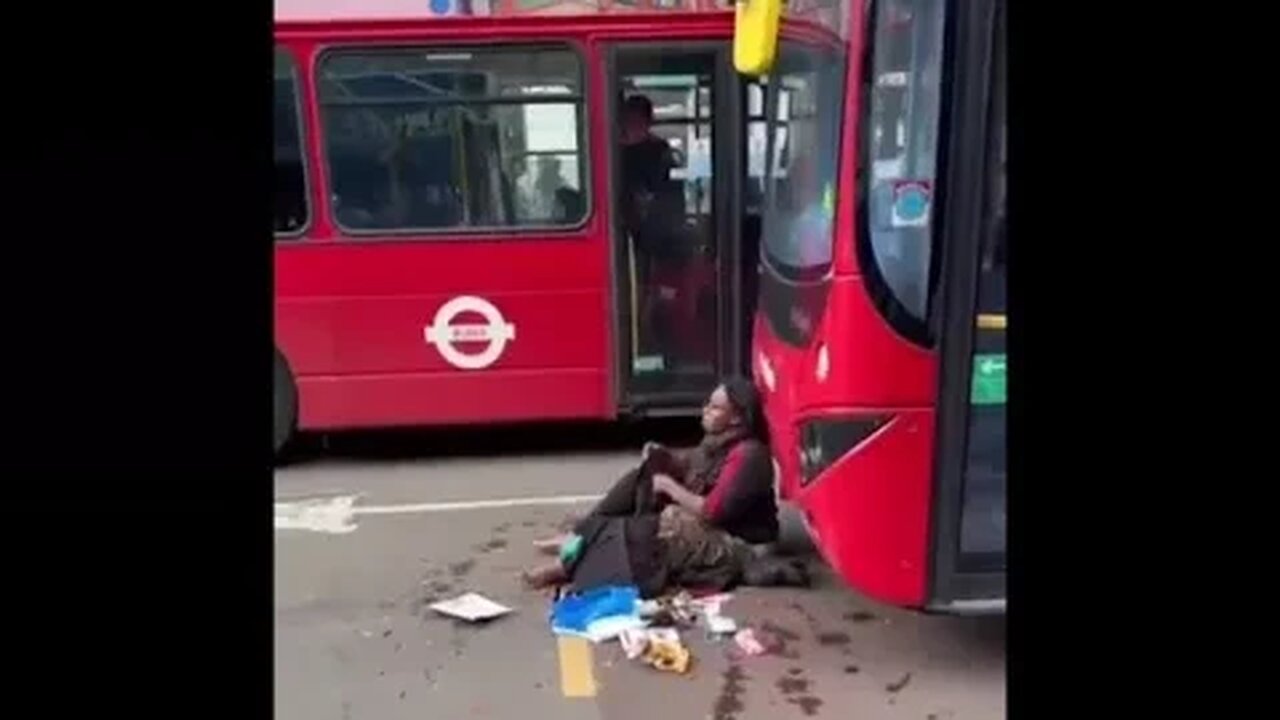 Welcome To England💂♂️The New Shit💩Hole🕳️Of The World🌎