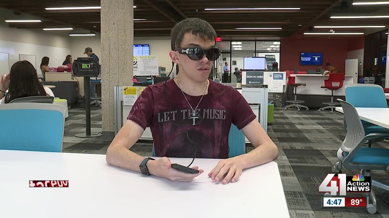 JCCC student advocates for adaptive technology