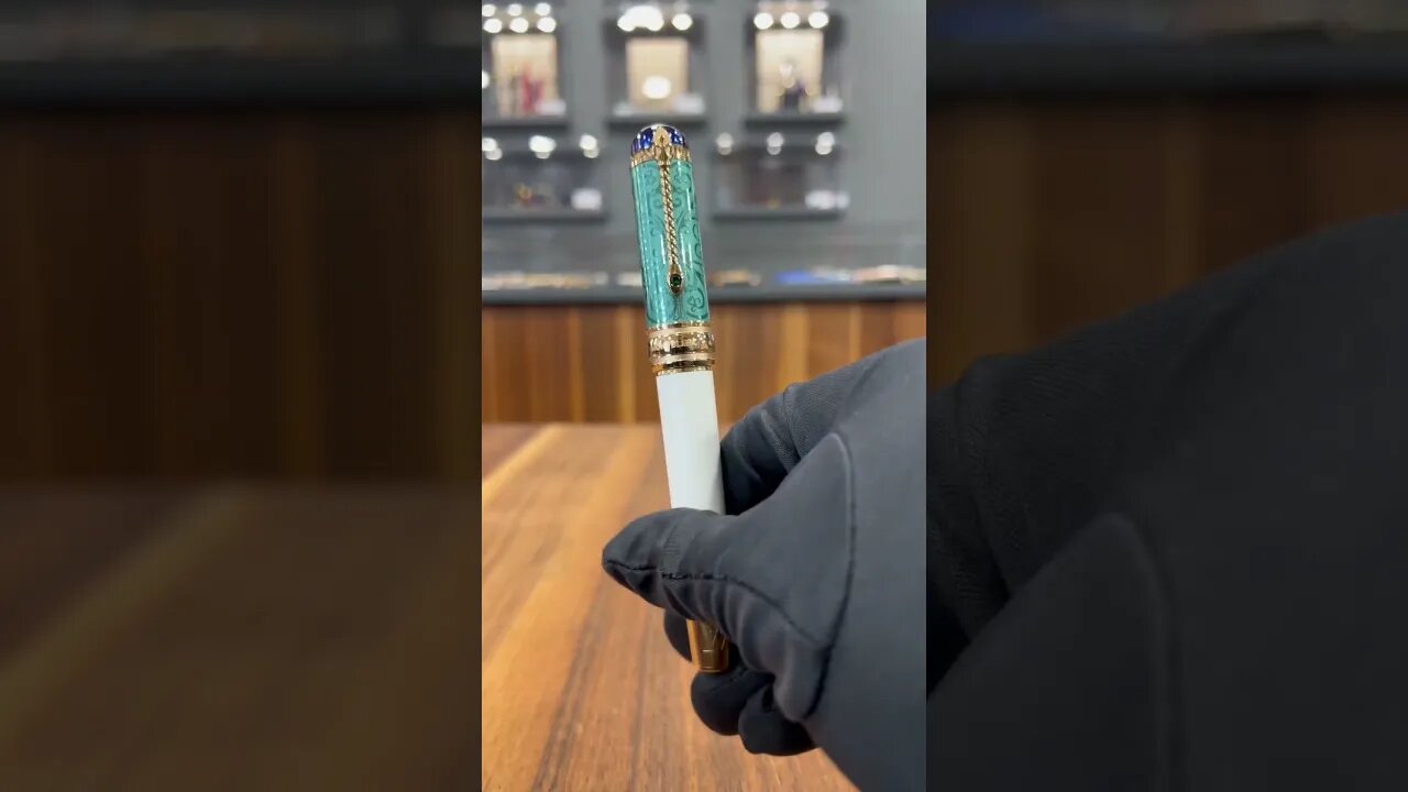 3300$ Montblanc Patron of Art 4810 Victoria 🤯 those colors